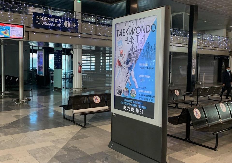 Affichage à l’aéroport de Bastia-Poretta